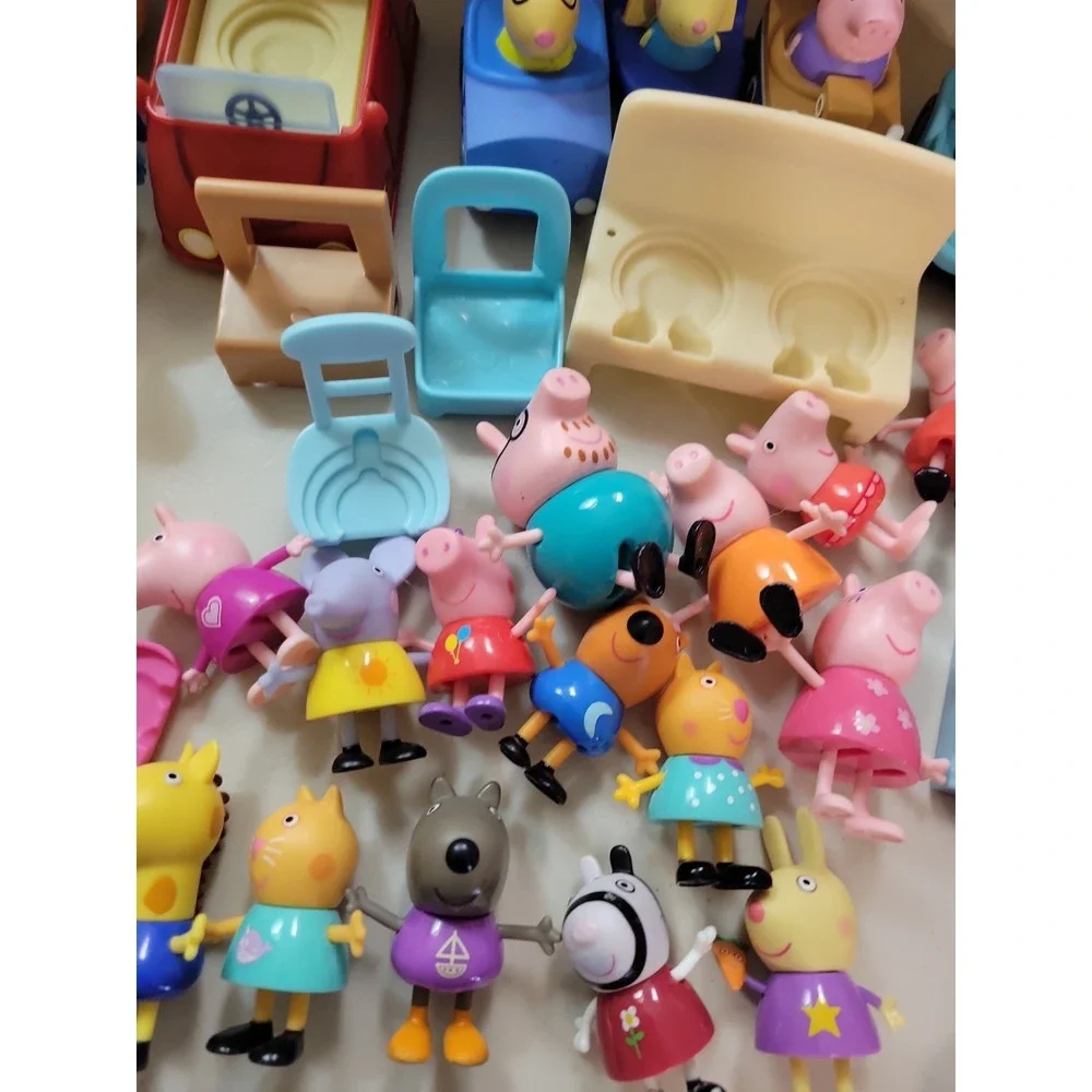 Huge mixed Lot Peppa Pig & Friends Action Figures accessories toys